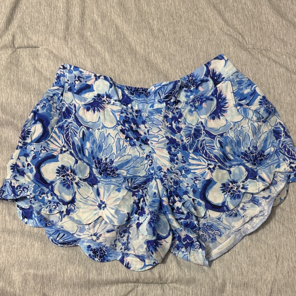 Lilly Pulitzer Blue and White Floral Shorts
